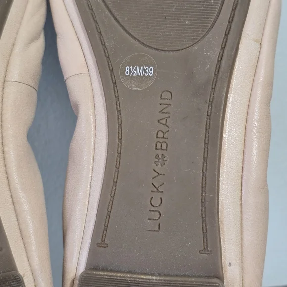 Lucky Brand Women's Emmie Pale Beige Ballet Flat Size 8.5M - Picture 12 of 12